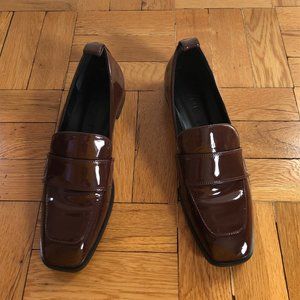 New Aeyde Square Toe Loafer, patent leather, EU 40